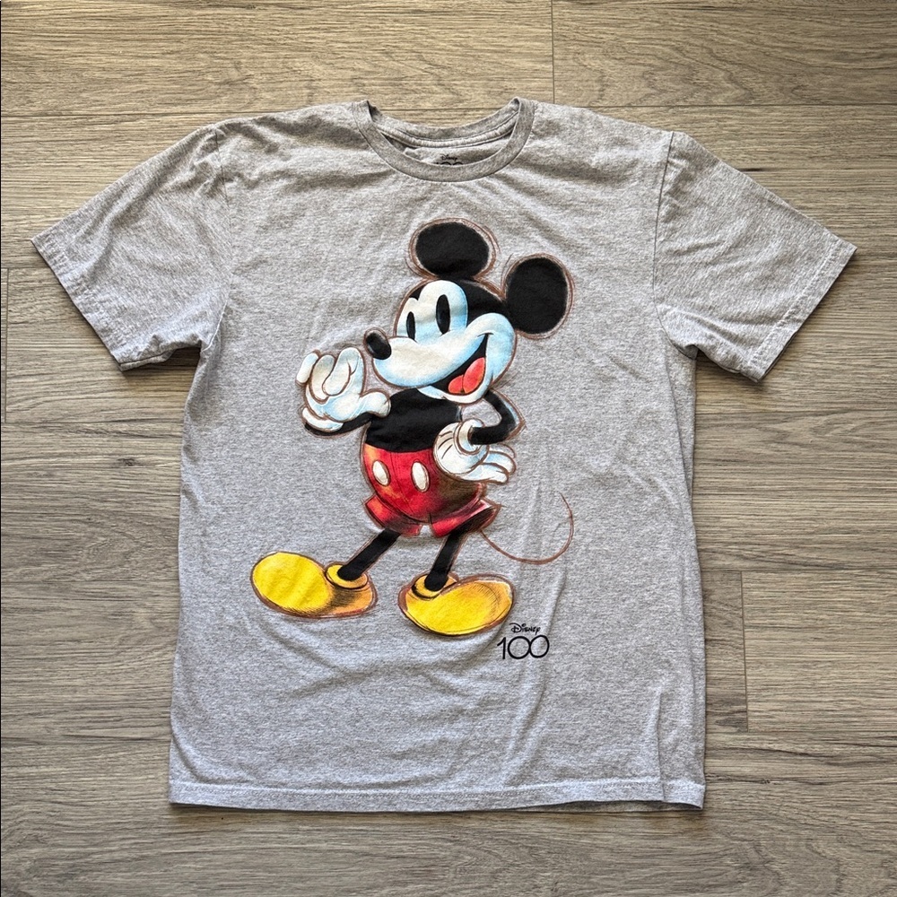 Disney 100 Gray T-Shirt with Classic Mickey Mouse Size M